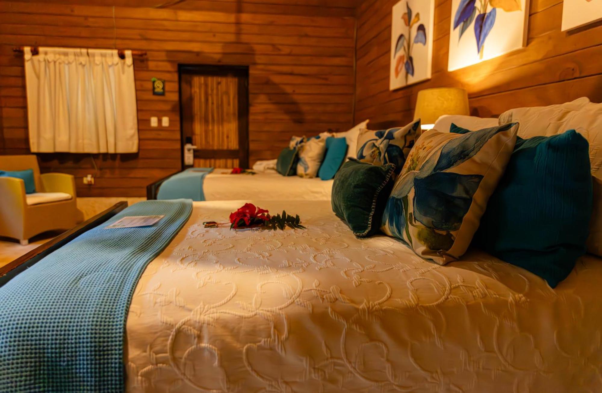 Platon Ecolodge Barahona Ngoại thất bức ảnh